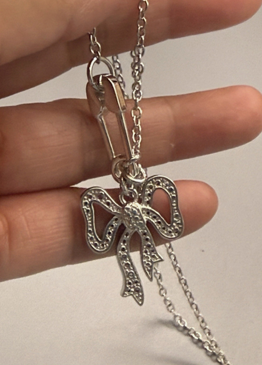 used vivienne Westwoods siver necklace