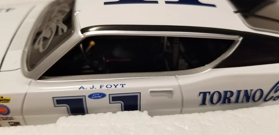 A.J. Foyt #11 1969 Ford Torino Cobra AUTOGRAPHED  1/24 By University of Racing  - Image 3 of 4