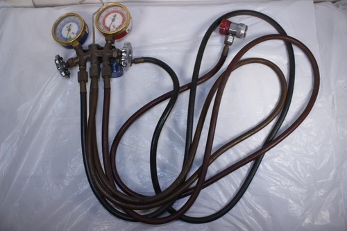 MASTERCOOL GY5 84000 2-WAY BRASS MANIFOLD METRIC GAUGE SET  Made In USA - Picture 1 of 8