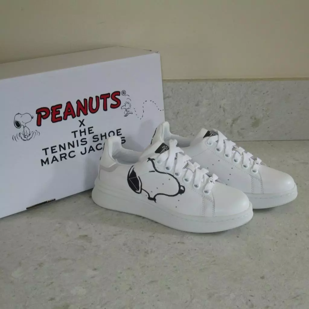 udvide Lige Larry Belmont NEW Marc Jacobs White Peanuts x The Tennis Shoes Snoopy Sneakers 36 US 6 |  eBay