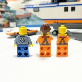 LEGO City &bull; Heavy-Duty Rescue Helicopter (#60166) - 95.68%