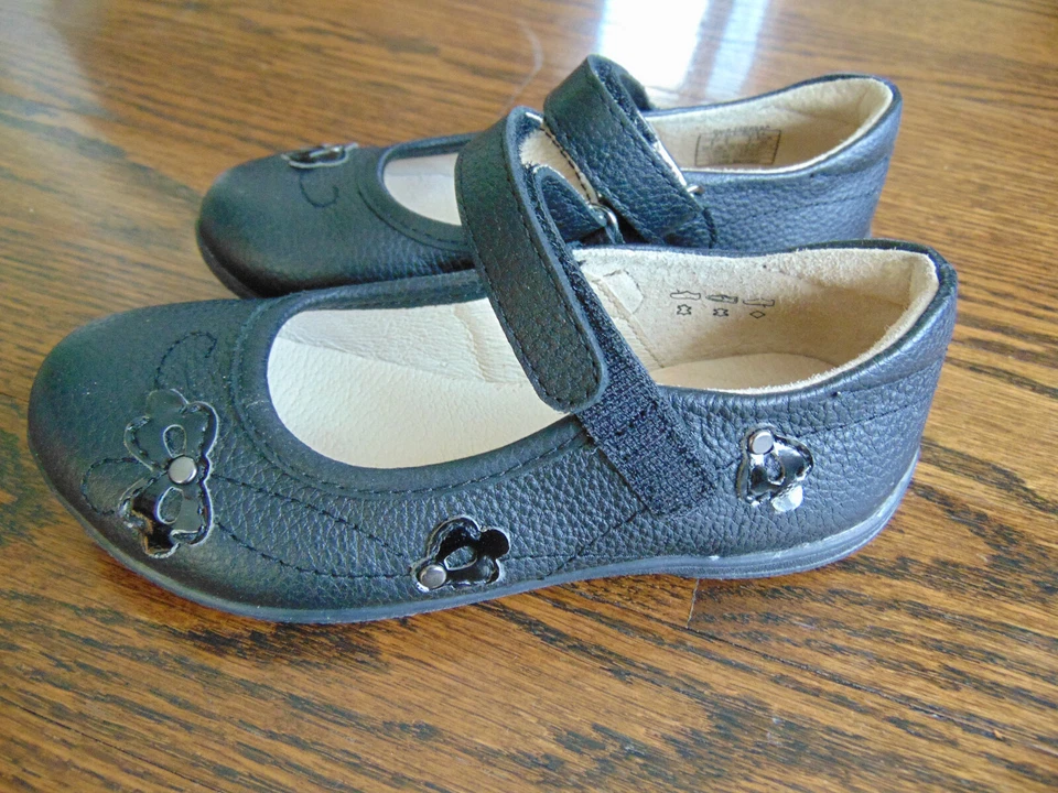 ZAPATOS UMI CLOUD TECH NIÑAS TALLA 26 NUEVOS SIN CAJA Foto 2 de 4