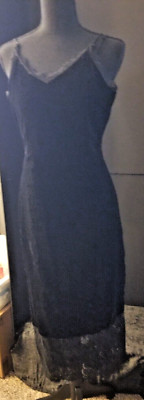 Paris Atelier and Other Stories Black Dress- Velvet with Lace Hem. Size 2.