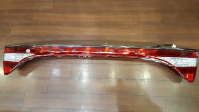 2012-2017 Hyundai Azera Grandeur Genuine OEM Rear Center Tail