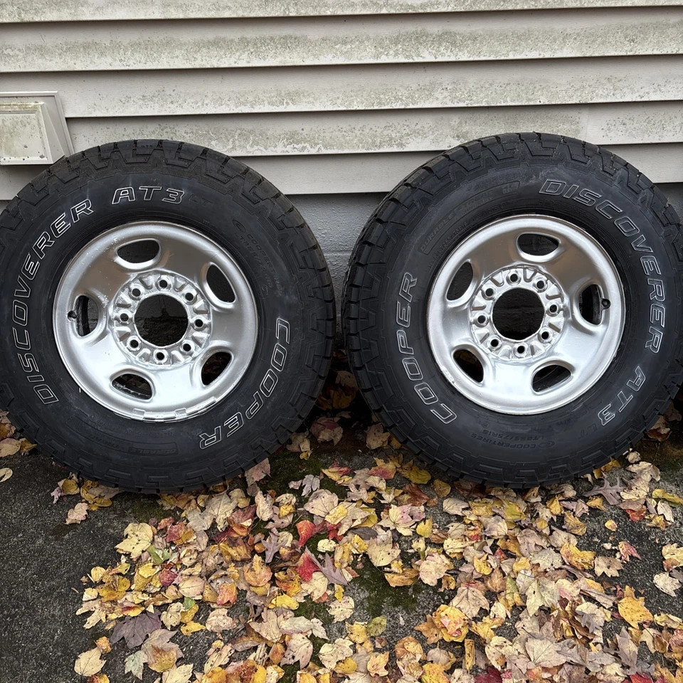 Cooper Discoverer At3 M+S LT 265/75R16 Load Range E Tires And 8 Lug Wheels - Image 3 of 4