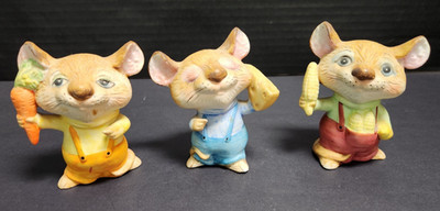 VTG Kitchen Mice  3.5'' Country Mice Holding Food Corn Carrot Cheese 5601 Homco
