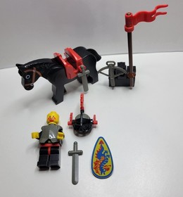 LEGO Castle: Black Knight 6009 Complete Set , No Instruction or Original Box
