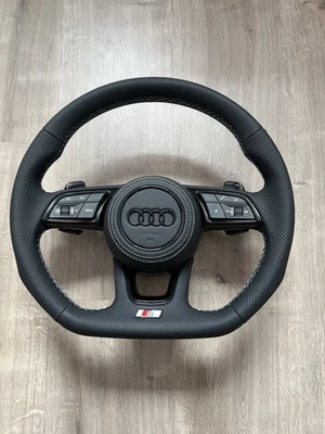 Audi Lenkrad abgeflacht mit Schaltwippen A4 A5 A6 A7, Audi S und weitere Modelle - Bild 1 von 3