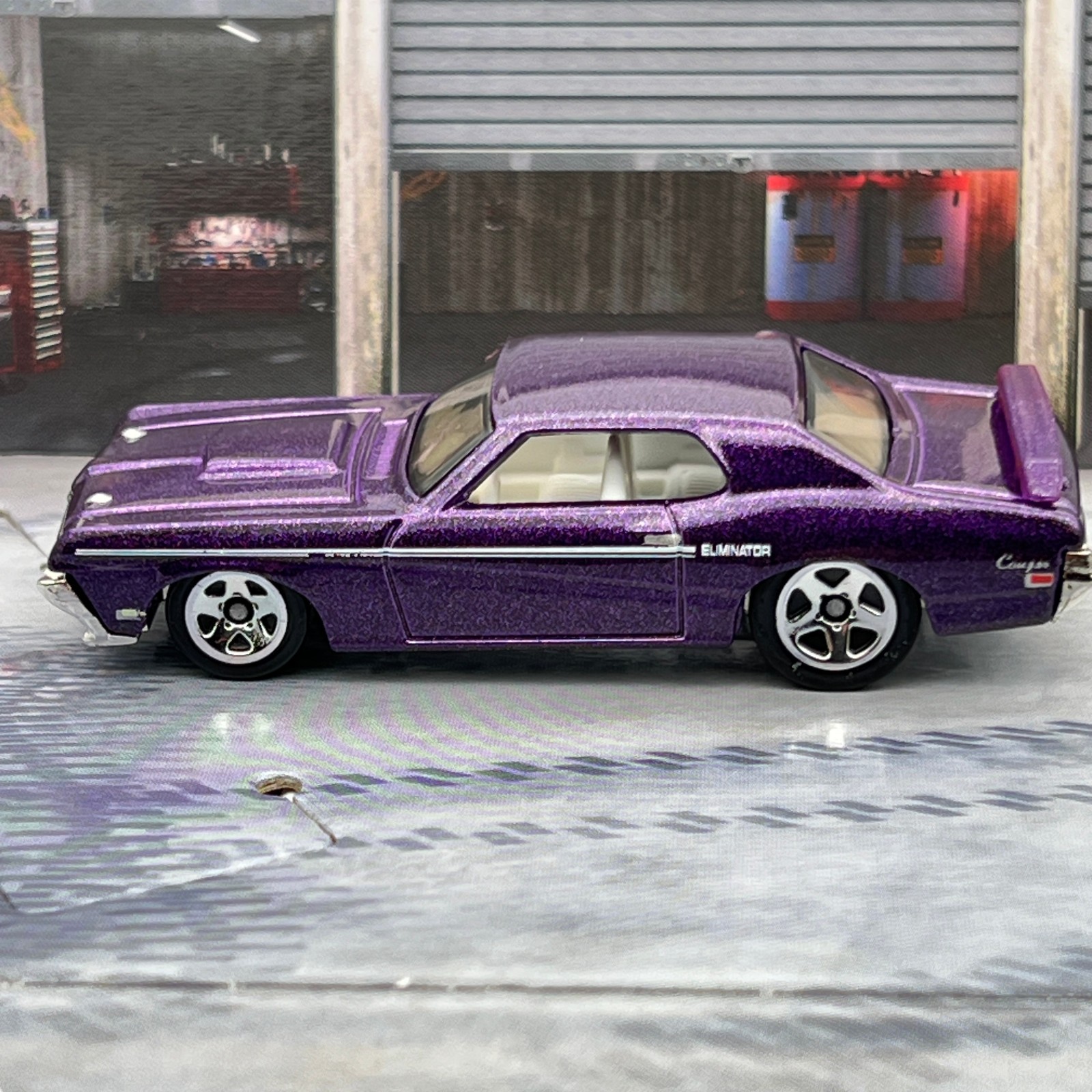 Hot Wheels '69 Mercury Cougar Eliminator Purple 2009 1:64 Diecast Car [10b] thumbnail 6