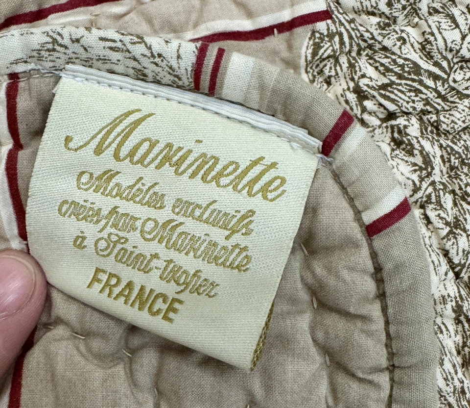 Vintage French Quilt Marinette of St Tropez 64”x62” - Image 4 of 4