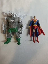 DC Universe 2009 Mattel 3.75” Prelude to Doomsday & Superman Infinite Heroes