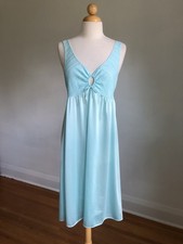 BEAUTIFUL VTG LORRAINE Blue Nylon Stretchy Nightgown Lingerie Dress SZ M
