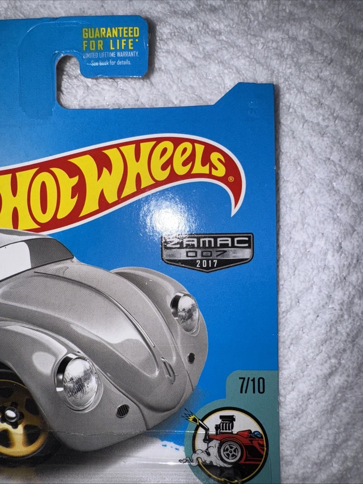 Volkswagen Beetle Tooned 7/10 2017 nuevo en tarjeta Hot Wheels ZAMAC #7 Foto 3 de 4