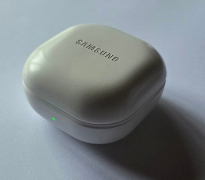 Unused OEM White CHARGING CASE for Samsung Galaxy Buds2 PRO Earbuds - SM-R510