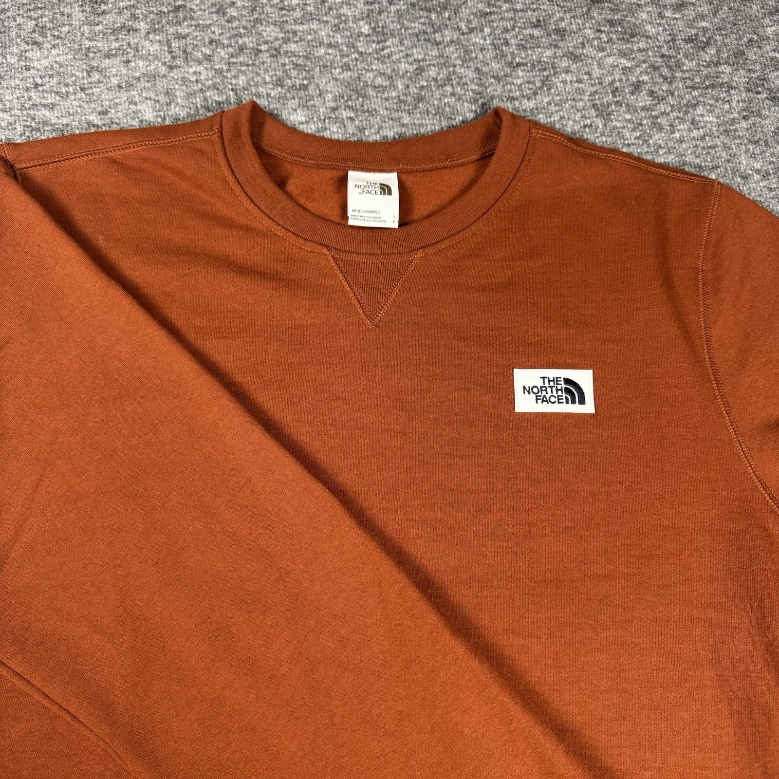 The North Face Men's Large Orange Box Logo Pullover Sweatshirt for Casual Outdoor Wear