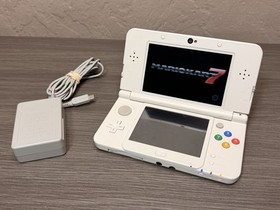 Tested Working - Nintendo 3DS Super Mario 3D Land Edition Console - White