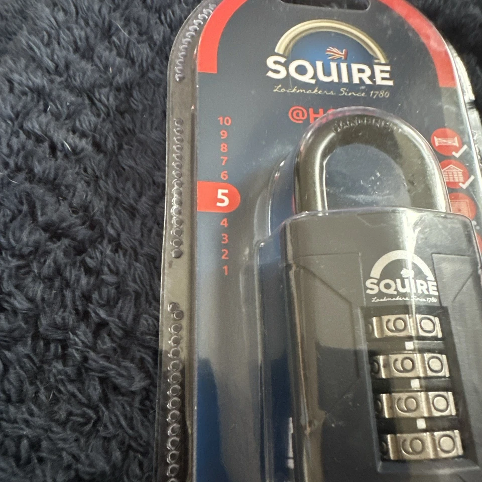 Squire Combi CP50/1.5 Medium Shackle 50mm Recodeable 4 Wheel All Weather Padlock - Image 4 of 4