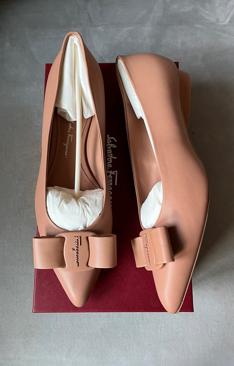 Authentic Salvatore Ferragamo Beige Blush Viva Varina Bow