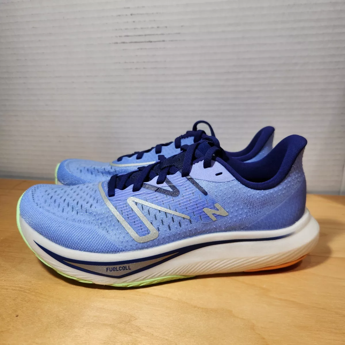 New balance hotsell fuelcell womens