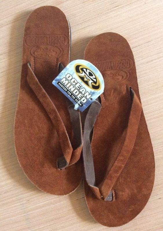 ocean minded oumi flip flops