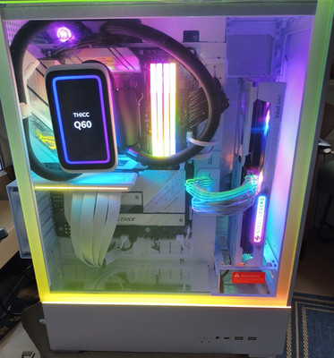 Gaming PC mit ryzen 5 9600x 32 GB ddr5 RAM und Intel Arc b580 steel Legend 12gb