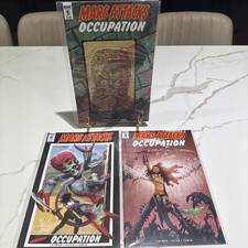 2015 Topps Mars Attacks: Occupation Trading Cards 27