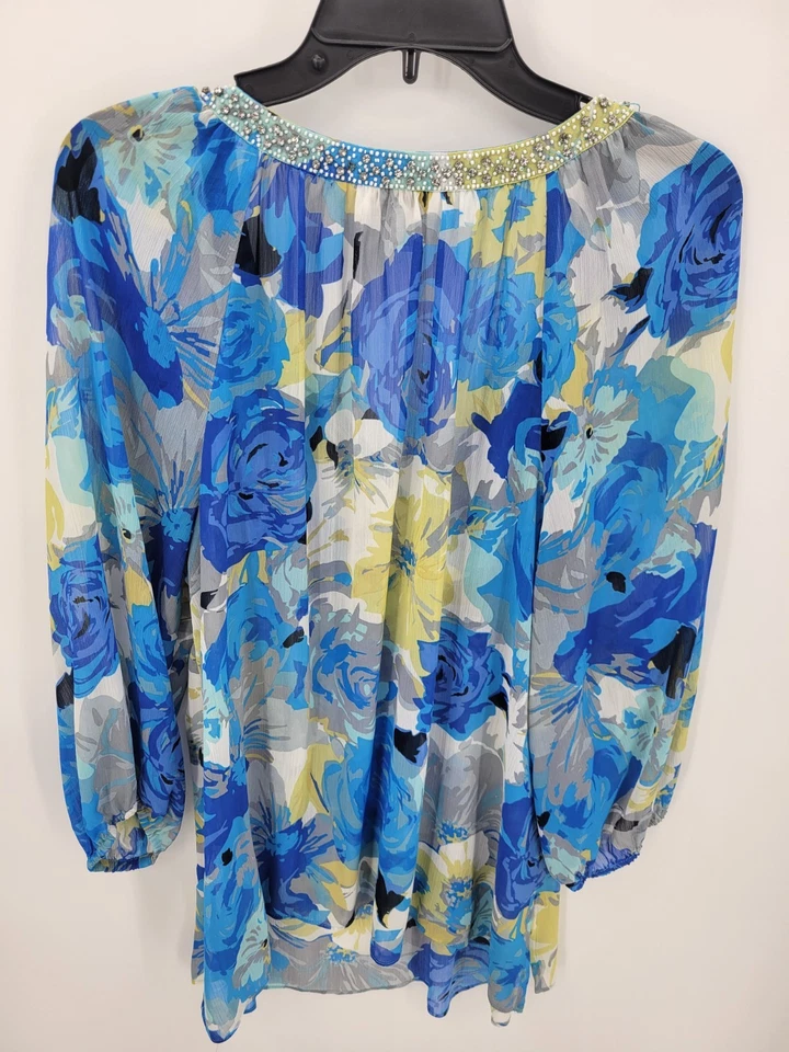 Top de lujo Charter Club para mujer más 1X azul artístico floral escote con cuentas popover Foto 2 de 4