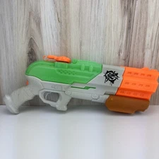 Rare 2013 Hasbro Nerf Zombie Strike Splatterblast Supersoaker Squirt Gun 18”