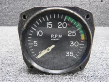 22-280-04 Garwin Dual Tachometer Indicator (Worn Face)