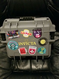 invicta dive case 8 slot