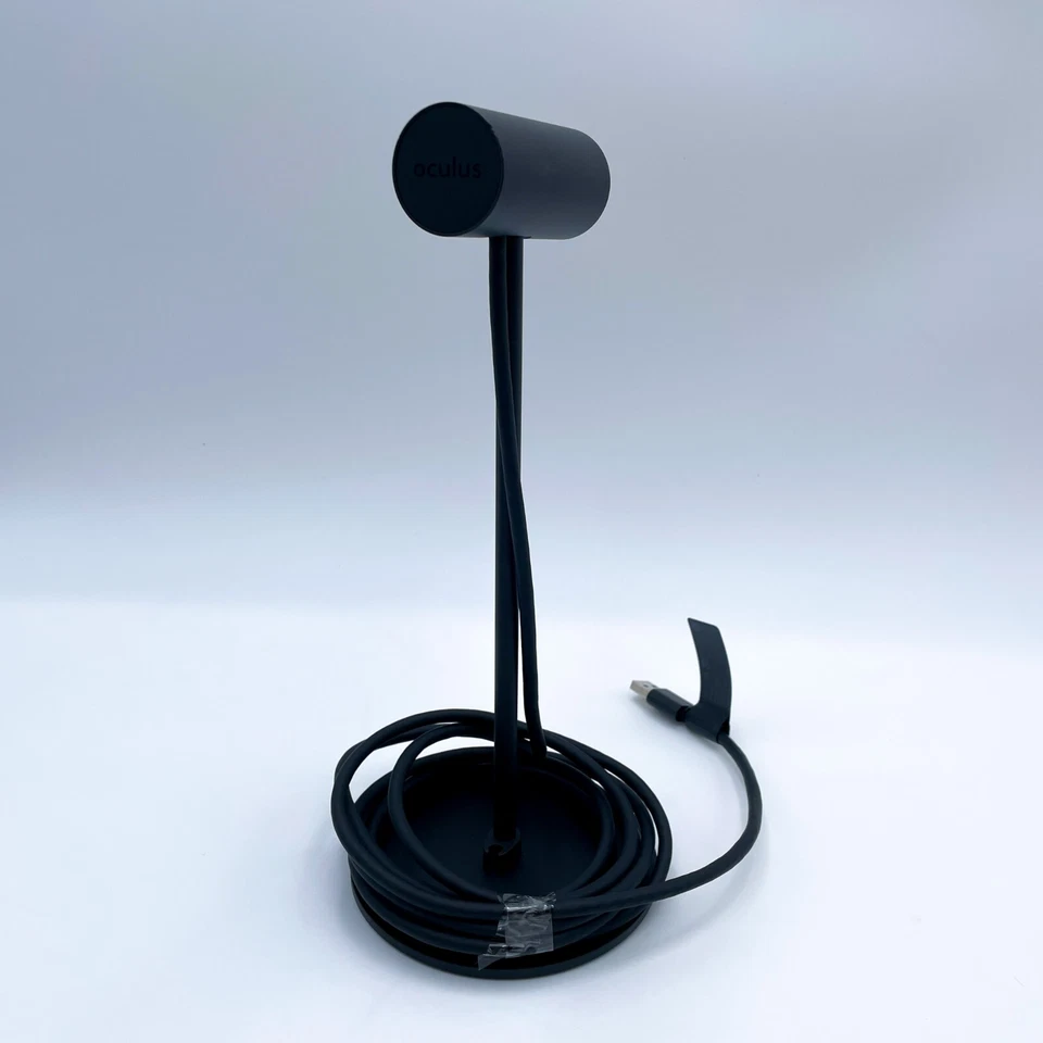 Oculus Rift CV1 VR Virtual Reality Headset Full Set Black Working Good Condition - Image 2 of 4