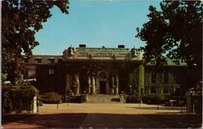 ANNAPOLIS, MARYLAND ~ Bancroft Hall ~ U.S. Naval Academy - Vintage Postcard