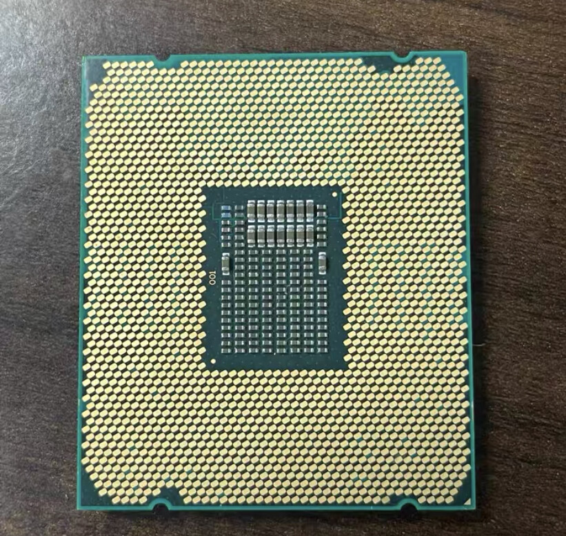 CPU Xeon W-2235 Intel Xeon W-2235 Workstation CPU Processor 4.6GHz 6 Cores LGA