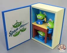 Figura POPMART Disney/Pixar Toy Story Andy's Room Aliens Eat Cookies
