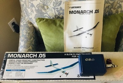 Monarch .05 RC Airplane Kit with CS .06 Airplane Engine with Box