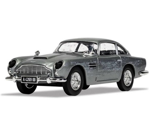 ⚡RARE SET⚡CORGI James Bond Aston Martin DB5 Car + Aston Martin DB5 Keyring *NIB* - Picture 3 of 12