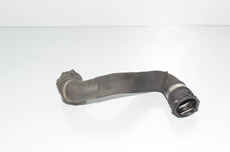 BMW E87 118d Coolant Hose Coolant Trousers 7796870 - Image 2 of 4