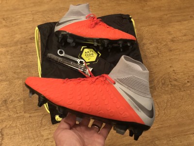 Nike Phantom Vision Pro Dynamic Fit AG PRO RunRepeat