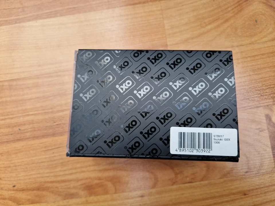 1/24 IXO SUZUKI GSX-R 1000 AZUL MOTO GP MOTO STB017 Foto 3 de 3