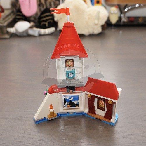 LEGO Super Mario Peach’s Castle 71408 | Right Side Castle Wall Build | Official - Picture 2 of 9