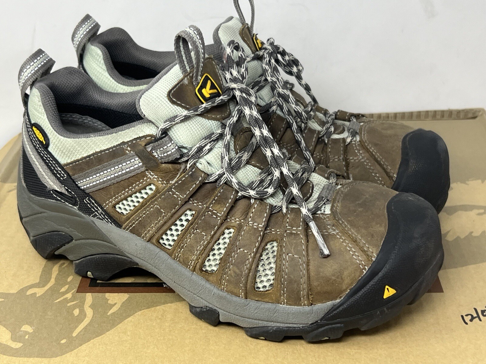 Scarpe da trekking e lavoro Keen donna 8M Utility Flint punta bassa acciaio pelle marrone