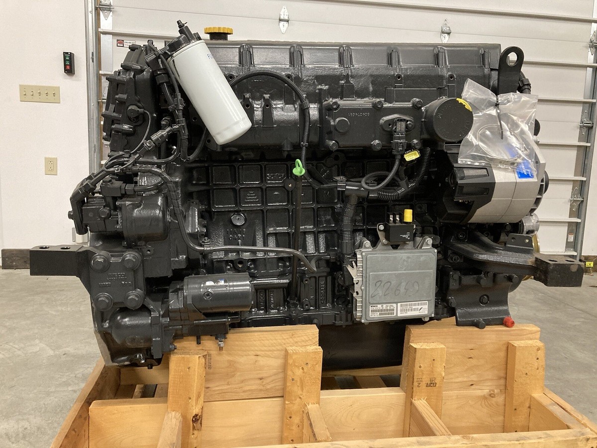 New 2011 CNH 7.8L Iveco F2BE0684A*B Diesel Engine, 355hp @ 2100rpm 