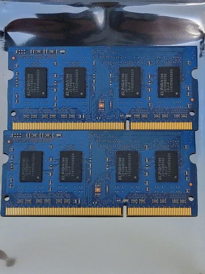 Elpida 4GB (2x2Gb) PC3-10600S 1333MHz SoDimm EBJ20UF8BCS0-DJ-F from iMac A1311 ヨ - Image 2 of 2