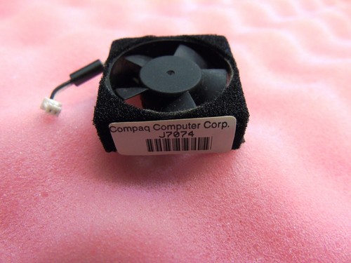 Portátil Compaq Armada 1530DM 1592DMT 254977-001 - Ventilador de refrigeración - Imagen 2 de 3