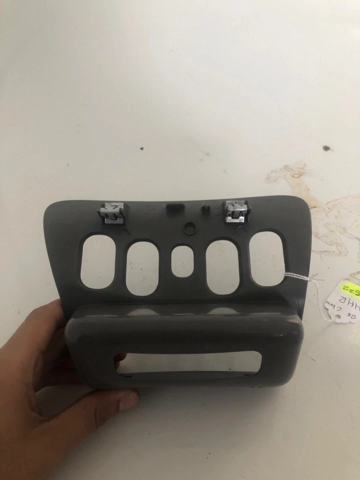 Chevrolet HHR 2006 bisel de tablero PN1149227 (S#1932) Foto 3 de 4