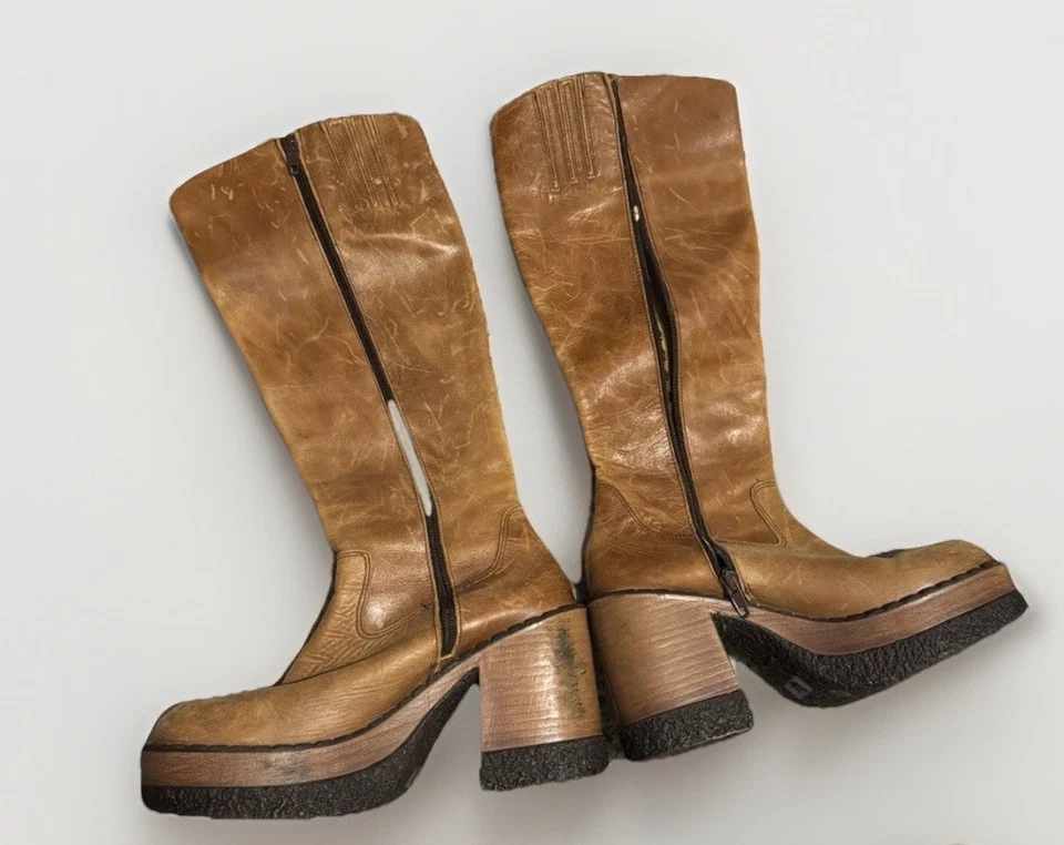 Botas Vintage, Talla 6, Cuero Marrón, Gruesas, Excelente Estado Foto 2 de 4