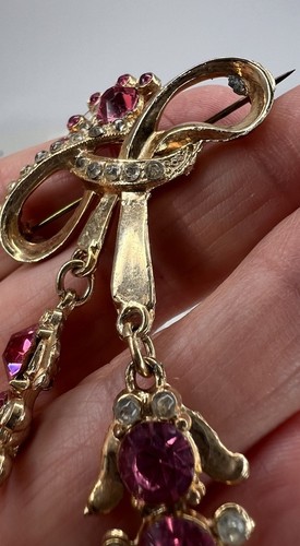 Juego de joyas broche y pendientes con pedrería rosa DECO vintage 🩷 - Imagen 7 de 19