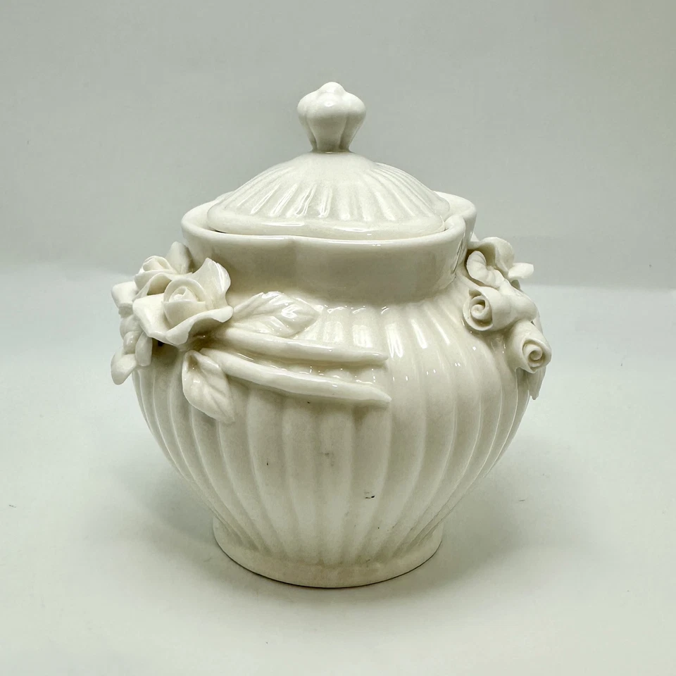 Grace’s Teaware Porcelain Cream & Sugar White Strawberry & Rose Blossoms - Image 3 of 4