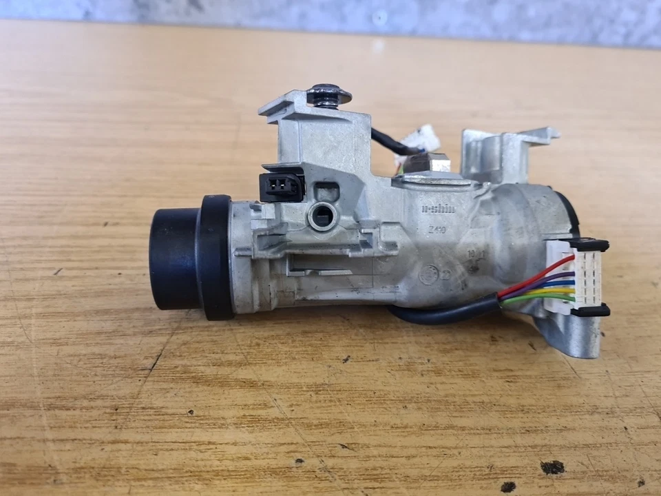 2014 AUDI A3 MK3 8V IGNITION BARREL + KEY 5Q0905865 / 8V0837220 - Image 2 of 4