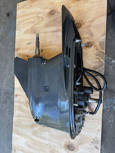Evinrude Etec G2 Lower Unit Gear Case 150-300 HP RH Standard Rotation - Picture 7 of 13